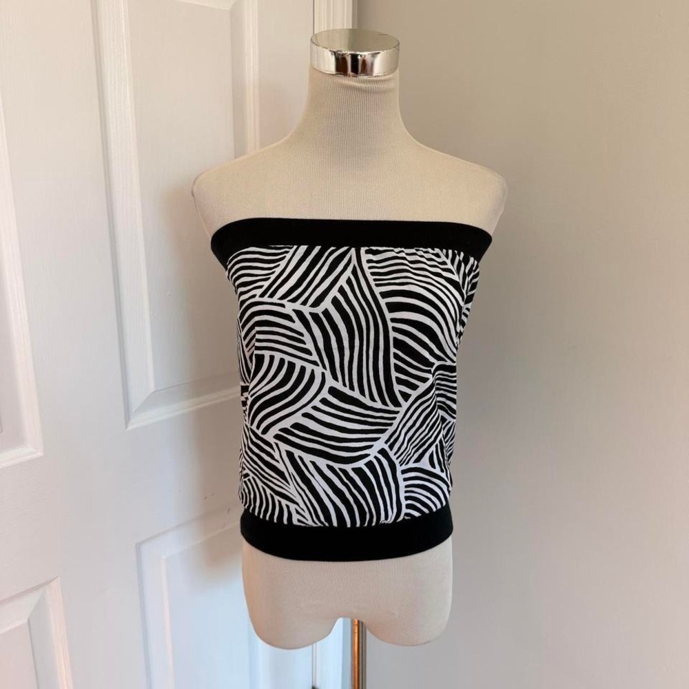Y2K BLACK AND WHITE OLD NAVY ABSTRACT PRINT BANDEAU TUBE TOP